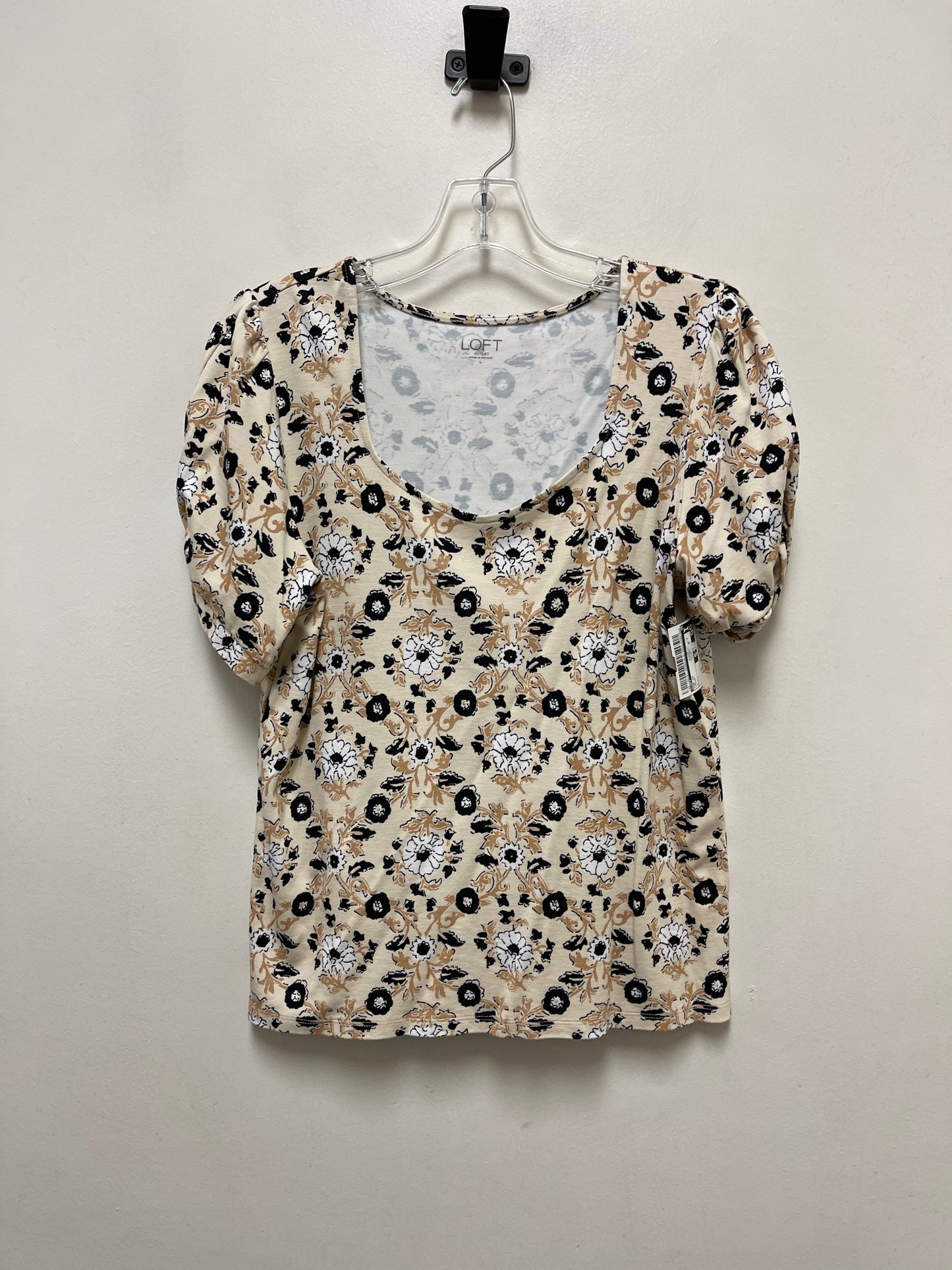 Top Short Sleeve By Loft In Cream, Size: L