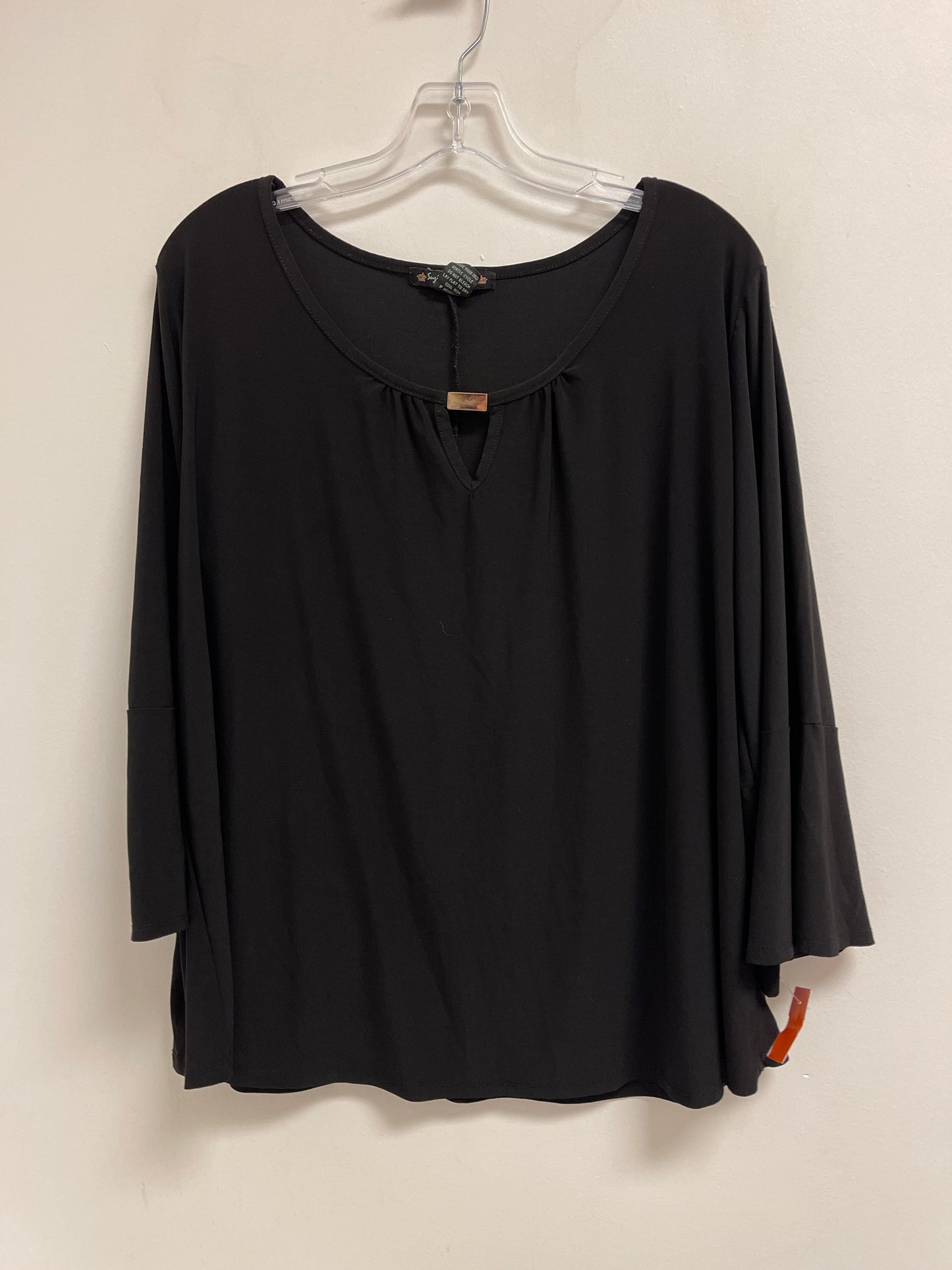 Top 3/4 Sleeve By Suzie In The City In Black, Size: 1x