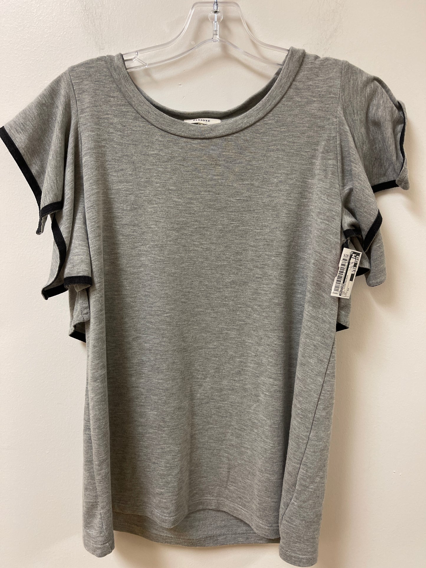 Top Sleeveless By Pleione In Grey, Size: Xs