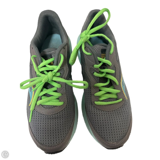 Shoes Athletic By Saucony In Grey, Size: 9