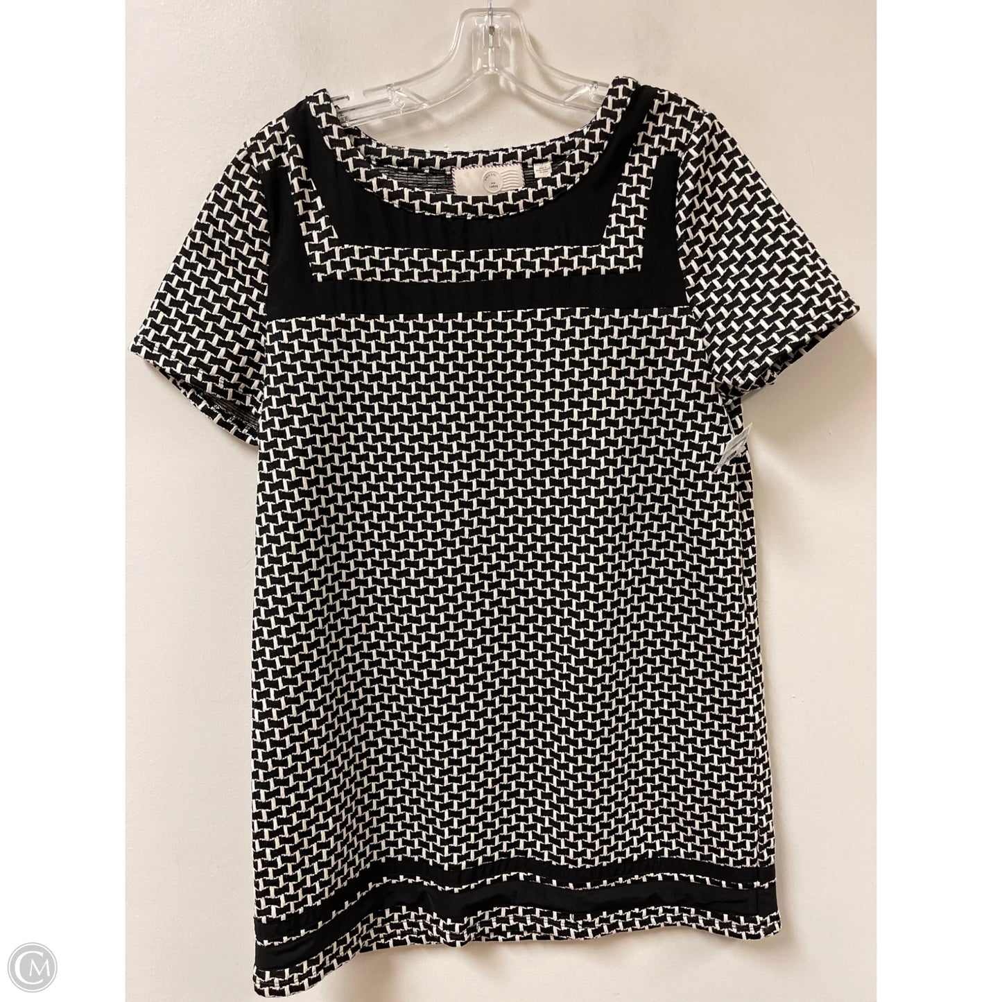 Dress Casual Short By Postmark In Black, Size: L