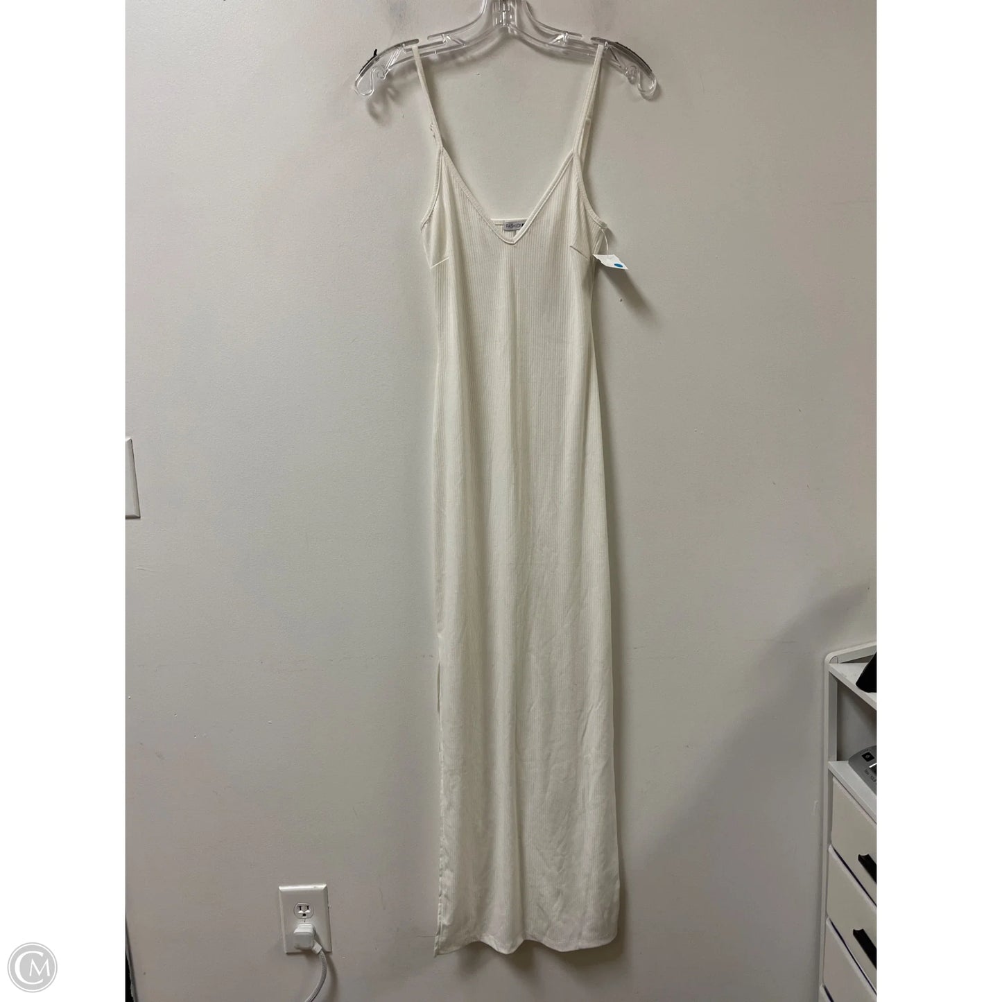 Dress Casual Maxi By Fashion Nova In White, Size: S