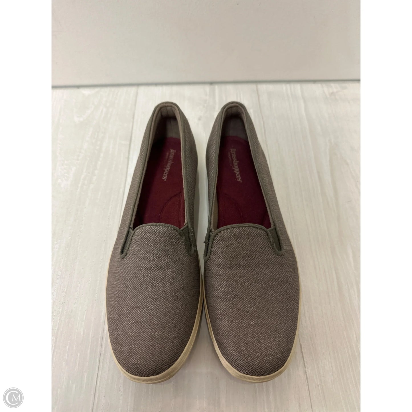 Shoes Flats By Grasshoppers In Brown, Size: 7