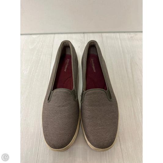Shoes Flats By Grasshoppers In Brown, Size: 7
