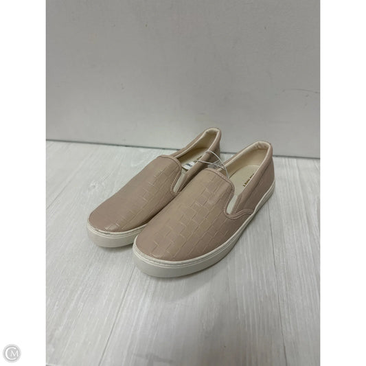 Shoes Flats By Old Navy In Cream, Size: 9