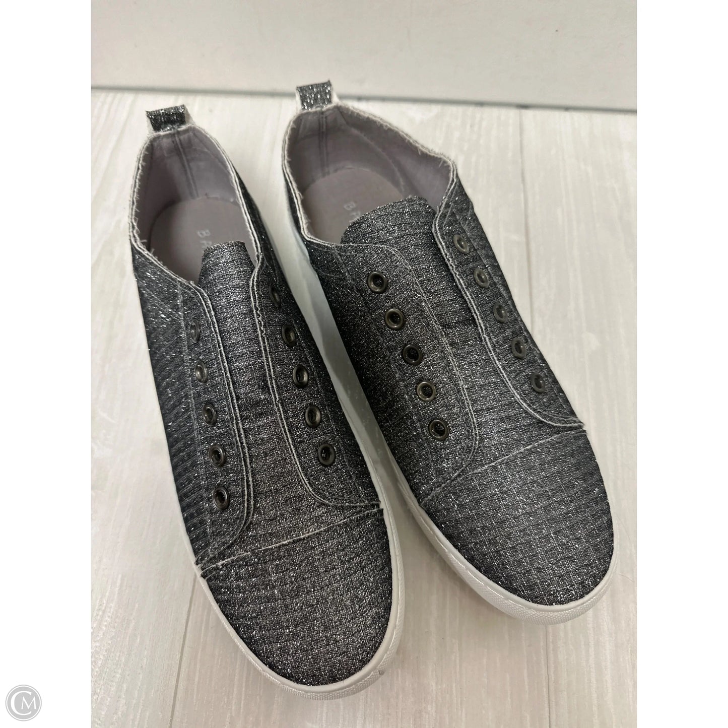 Shoes Sneakers By Bamboo In Silver, Size: 10