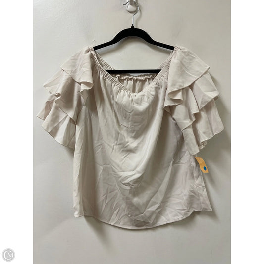 Top Short Sleeve By Clothes Mentor In Cream, Size: S