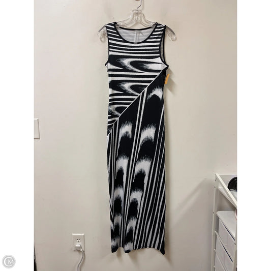 Dress Casual Maxi By Clothes Mentor In Black, Size: M
