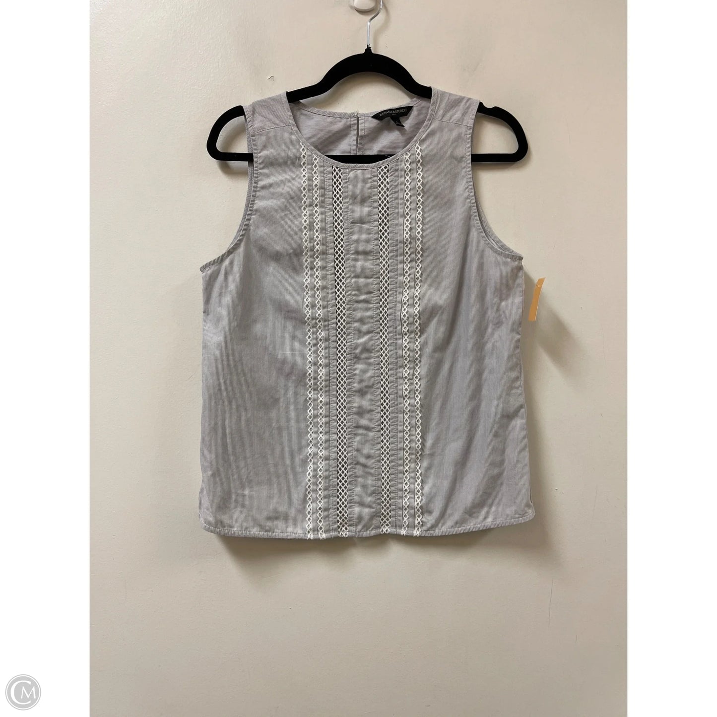 Top Sleeveless By Banana Republic In Grey, Size: S