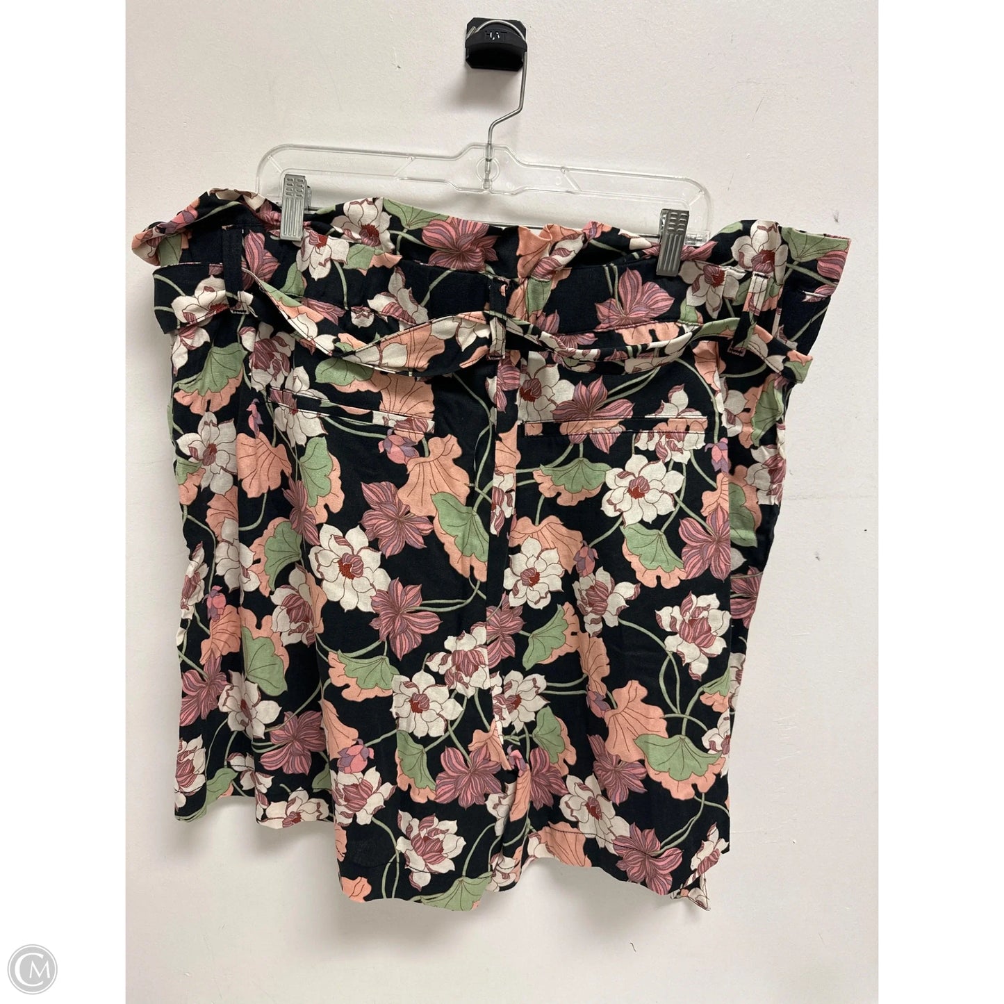 Shorts By Who What Wear In Floral Print, Size: 20