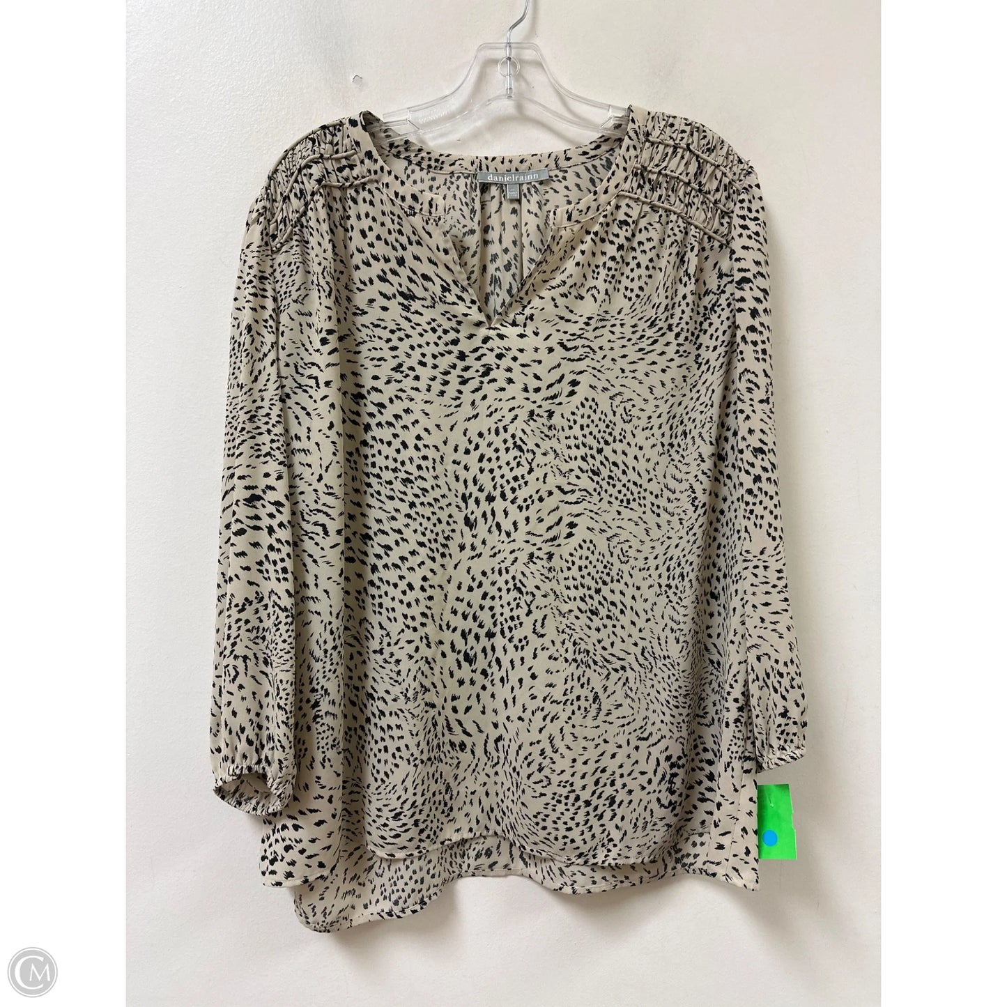 Top Long Sleeve By Daniel Rainn In Animal Print, Size: Xl