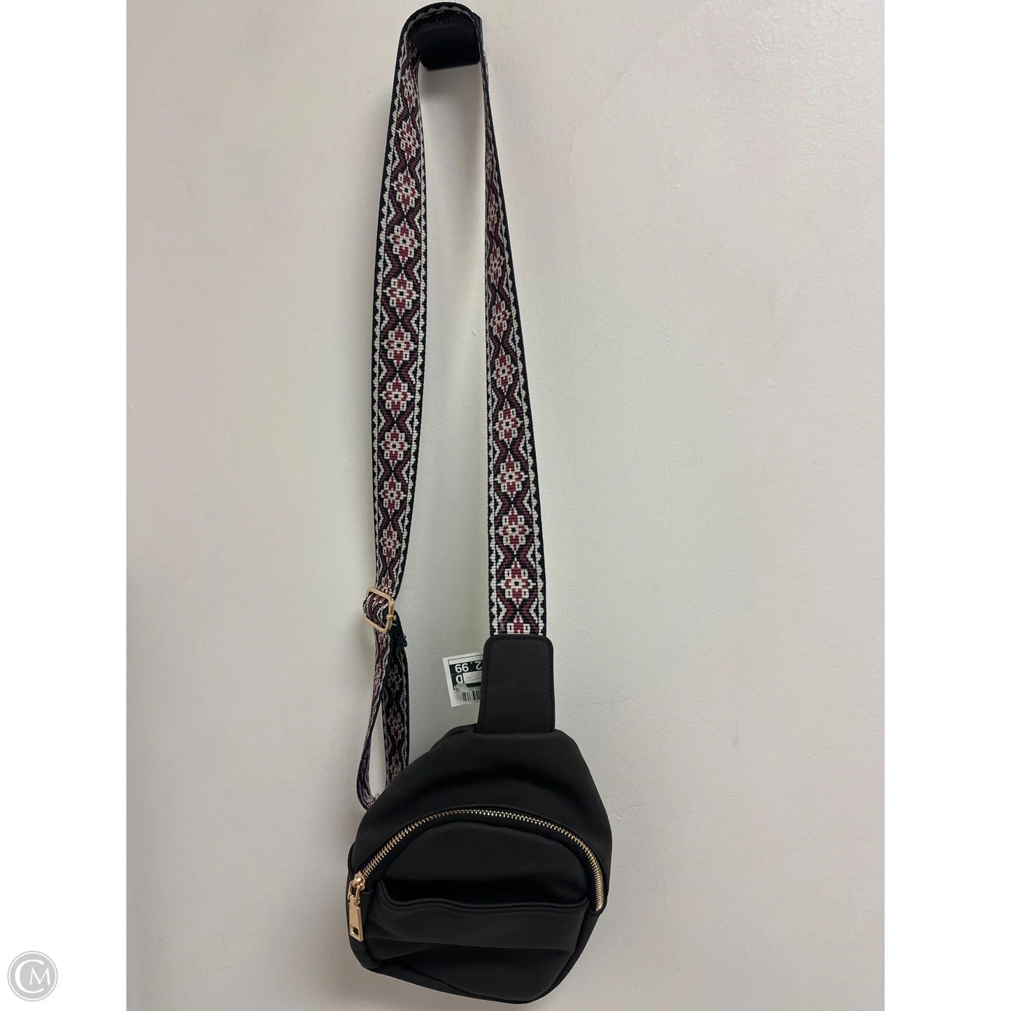 Crossbody By Clothes Mentor, Size: Medium