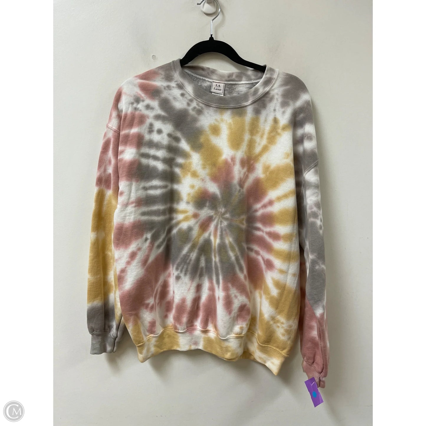 Sweater By Clothes Mentor In Tan, Size: M