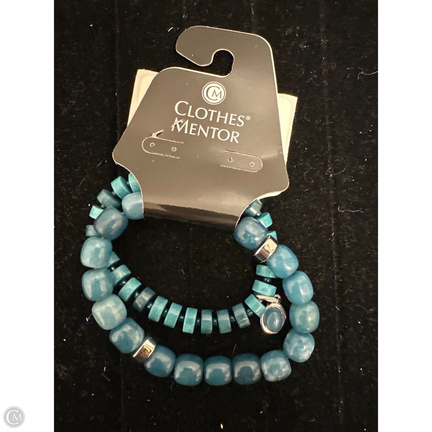 Bracelet Set By Clothes Mentor, Size: 02 Piece Set