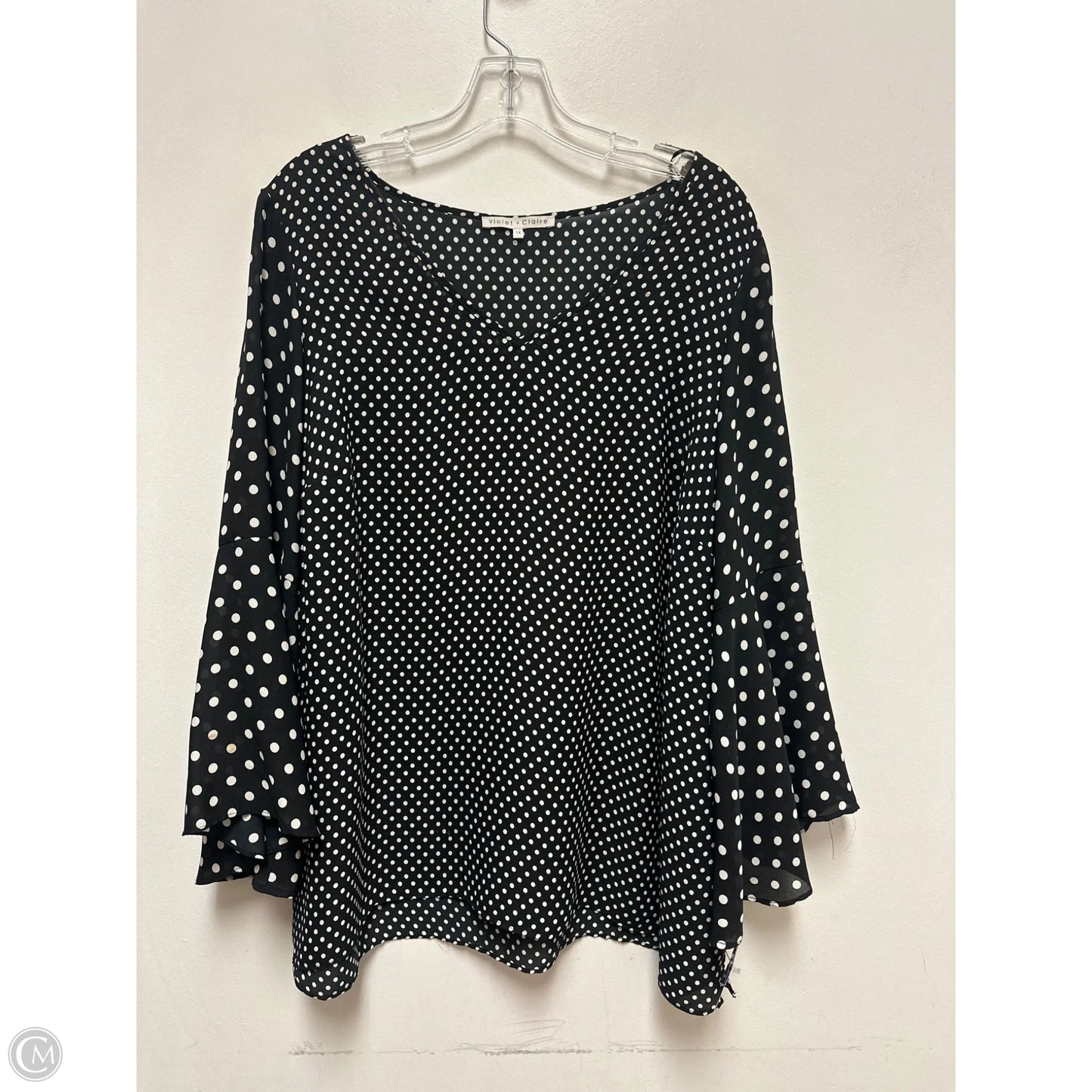 Top Long Sleeve By Violet And Claire In Black, Size: 1x
