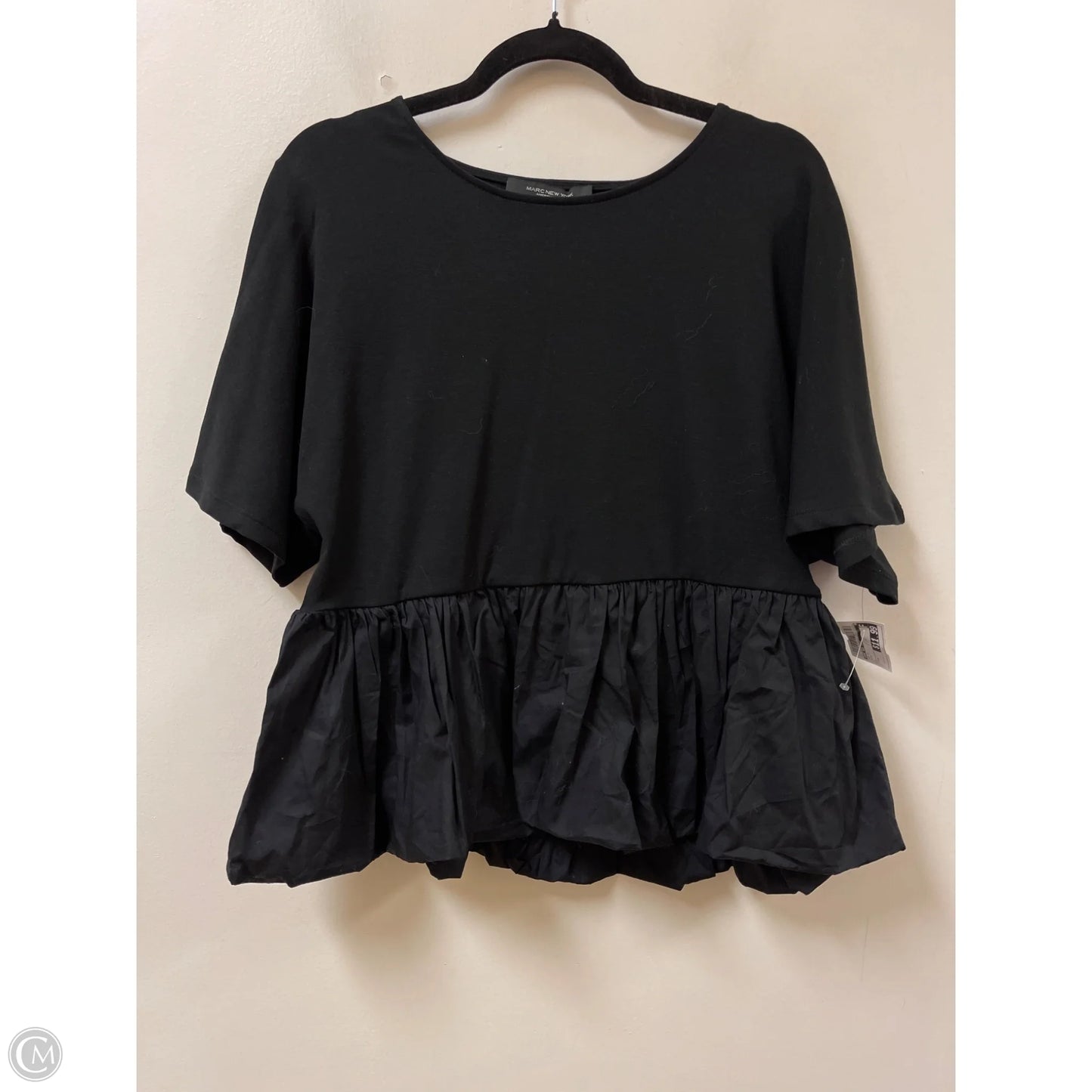 Top Short Sleeve By Marc New York In Beige, Size: M