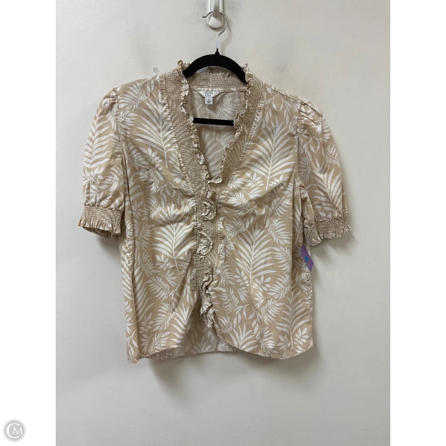 Top Short Sleeve By Crown And Ivy In Tan, Size: L