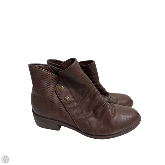 Boots Ankle Flats By Bare Traps In Brown, Size: 8.5