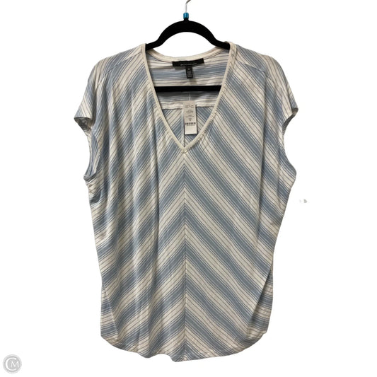 Top Sleeveless By White House Black Market In Blue, Size: M