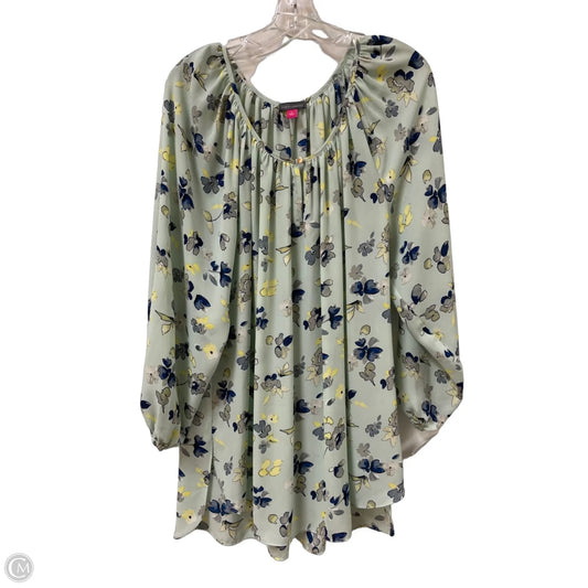 Top Long Sleeve By Vince Camuto In Green, Size: 1x
