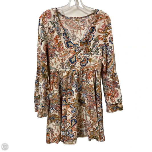 Dress Casual Short By Clothes Mentor In Cream, Size: M