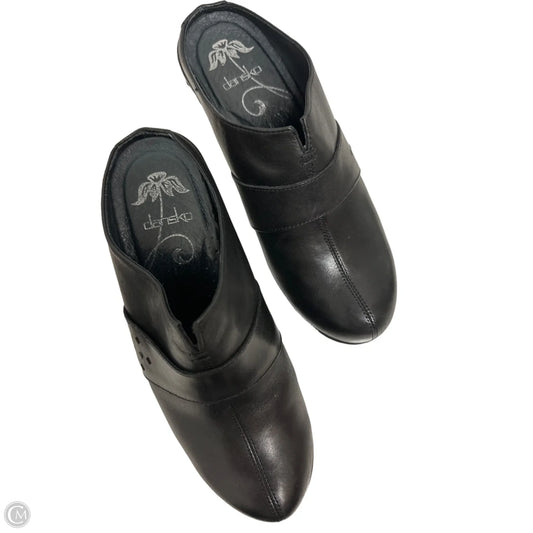 Shoes Heels Wedge By Dansko In Black, Size: 7.5
