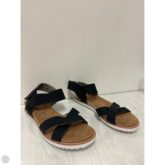 Sandals Flats By Bobs In Black, Size: 10