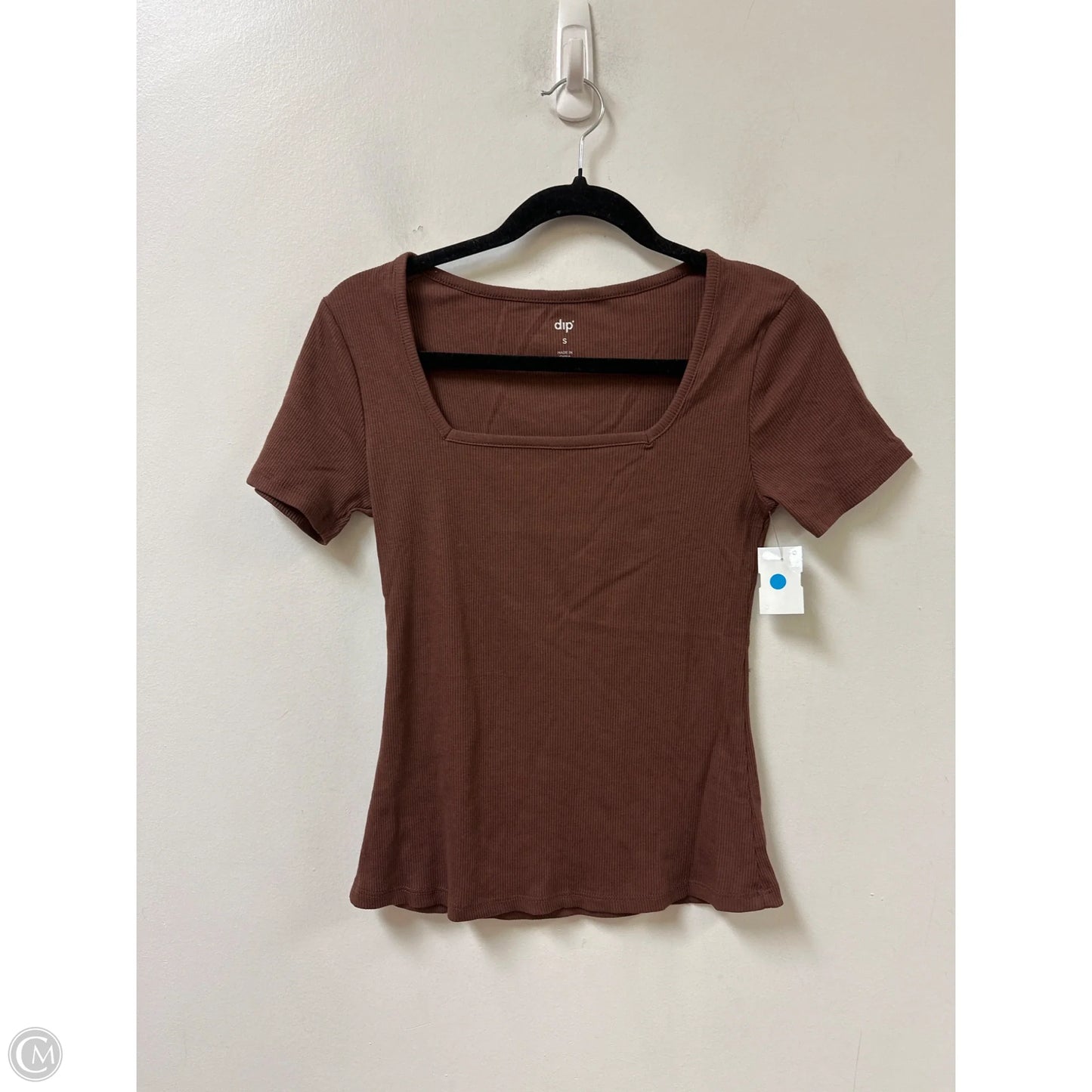 Top Short Sleeve By Dip In Brown, Size: S