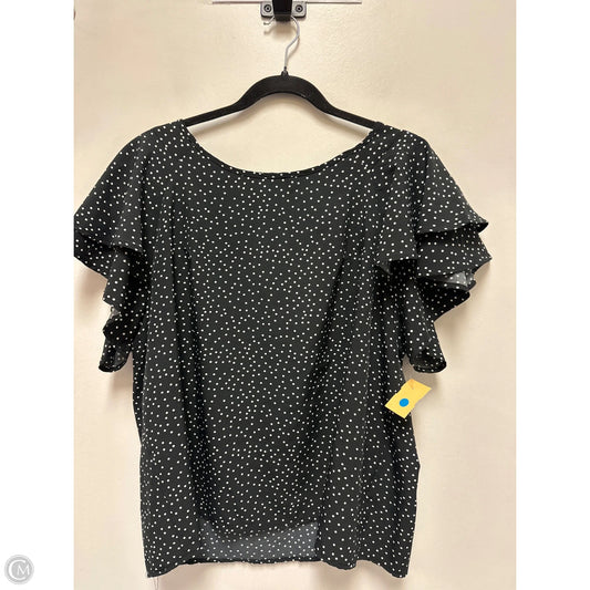 Top Short Sleeve By Shein In Black, Size: 1x