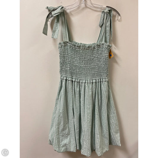 Dress Casual Short By Entro In Green, Size: M