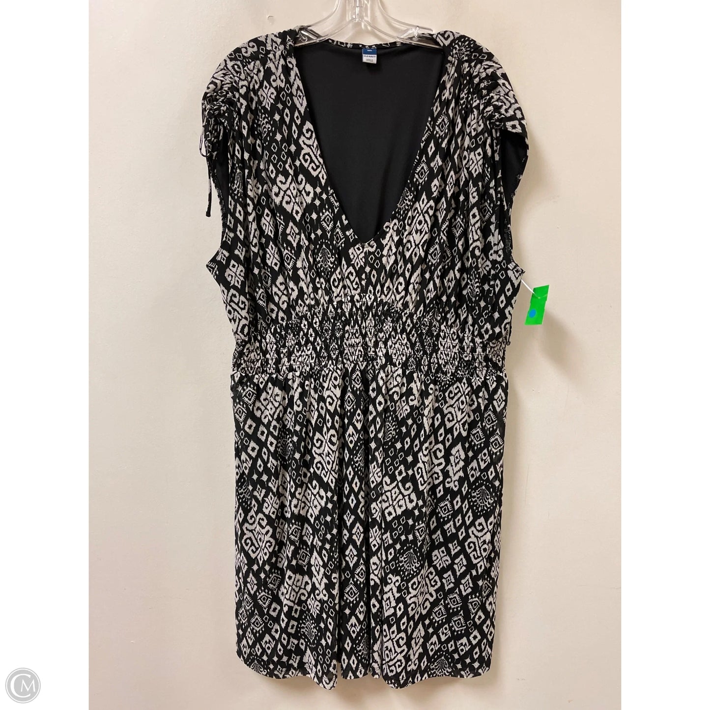 Dress Casual Midi By Old Navy In Black & White, Size: 1x