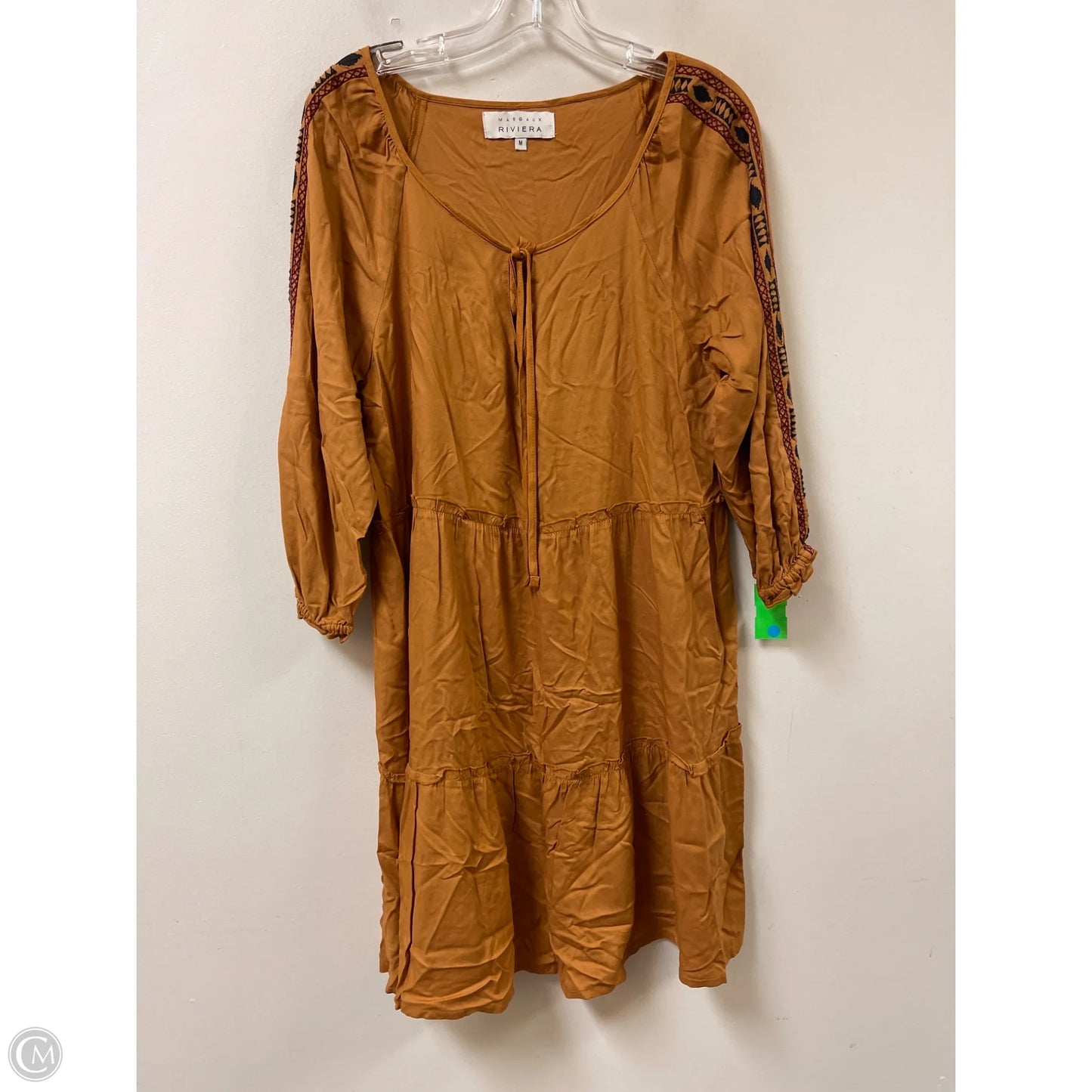 Dress Casual Short By Clothes Mentor In Tan, Size: M