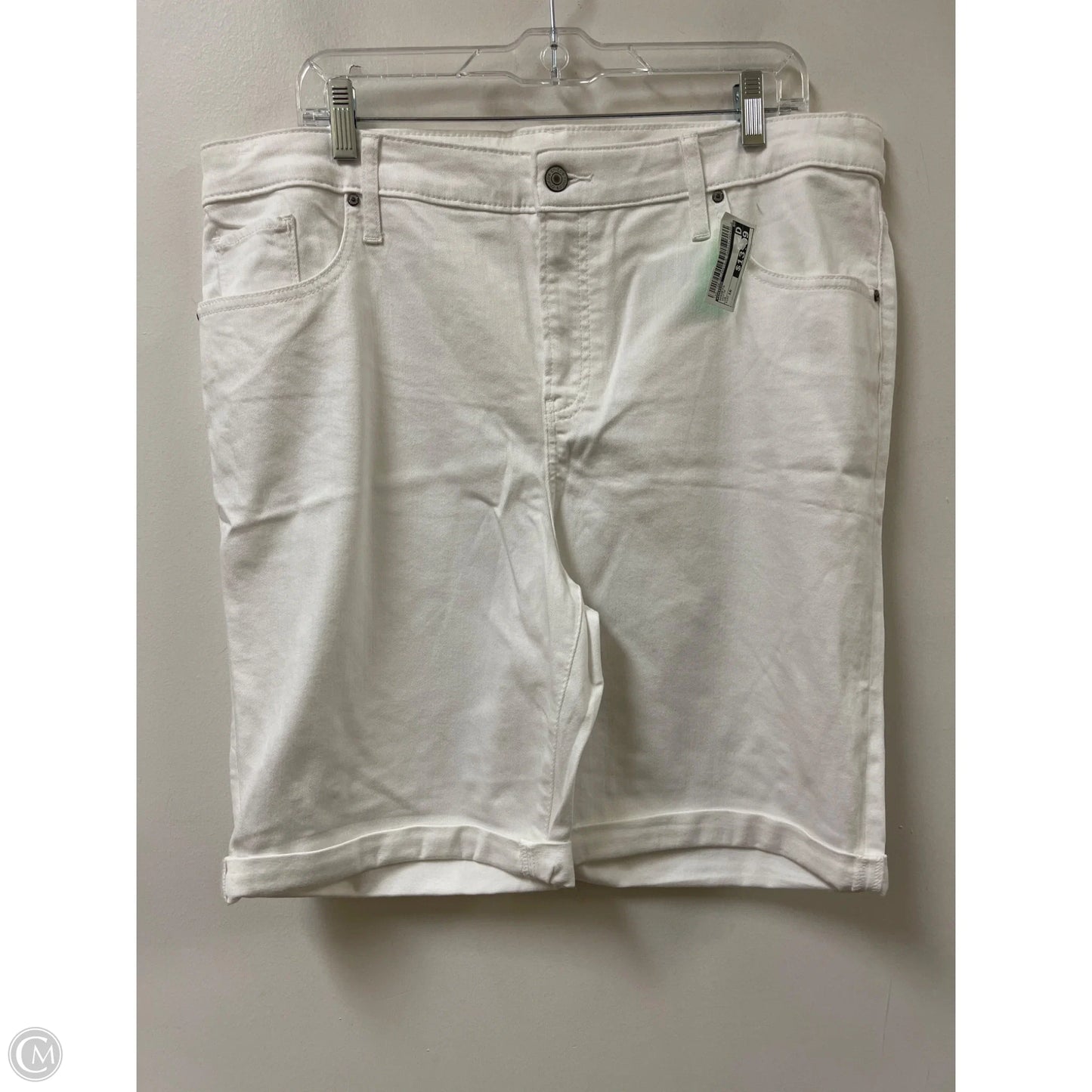 Shorts By Chicos In White, Size: 16
