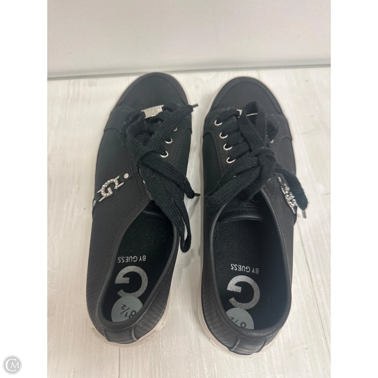 Shoes Athletic By Guess In Black, Size: 8.5