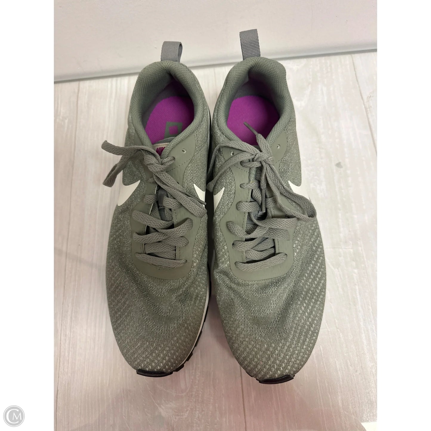 Shoes Athletic By Nike In Grey, Size: 10