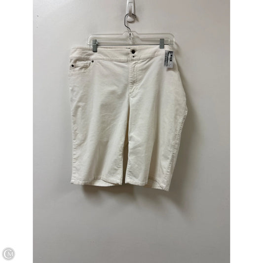 Shorts By Chicos In White, Size: Xl