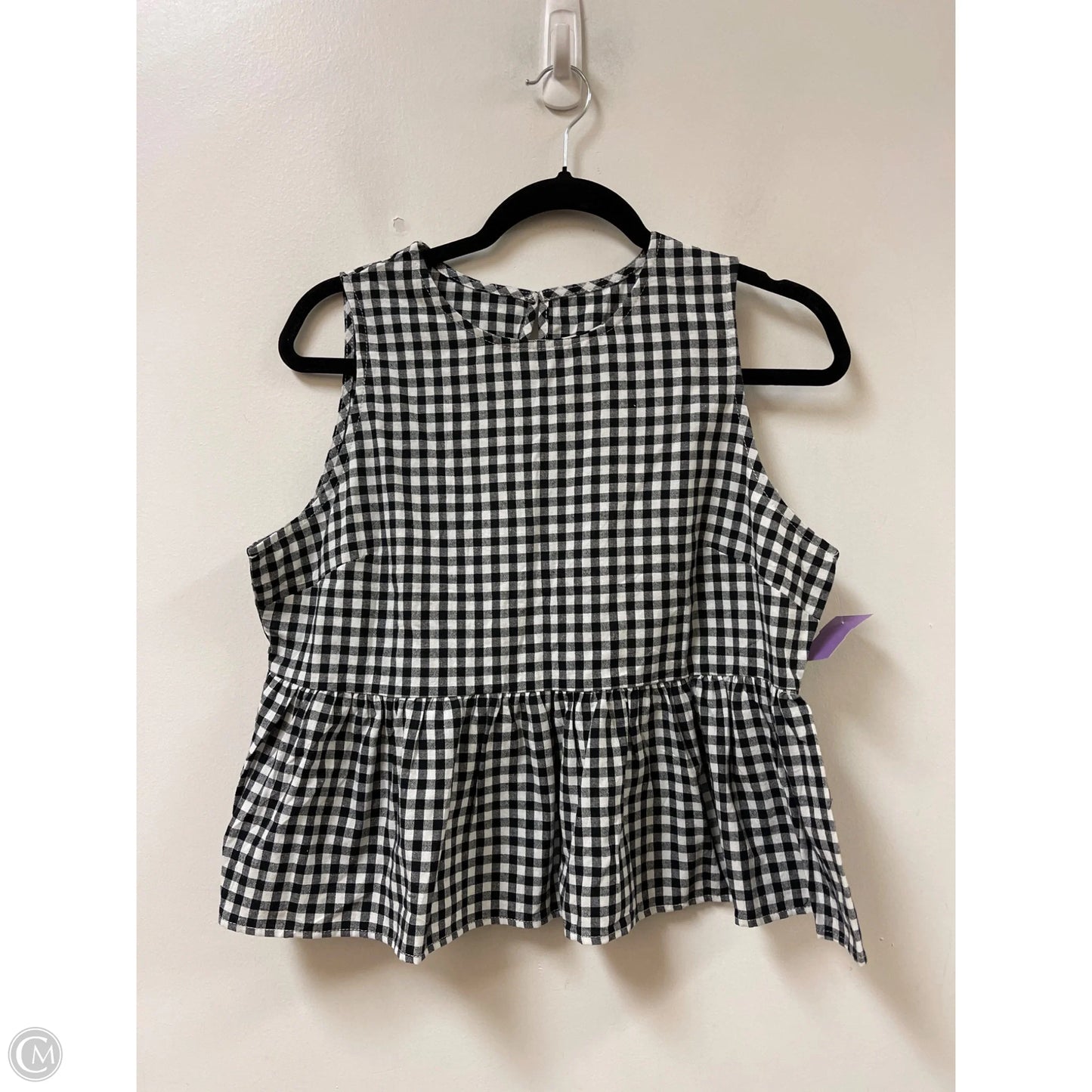 Top Sleeveless By Clothes Mentor In Black, Size: S