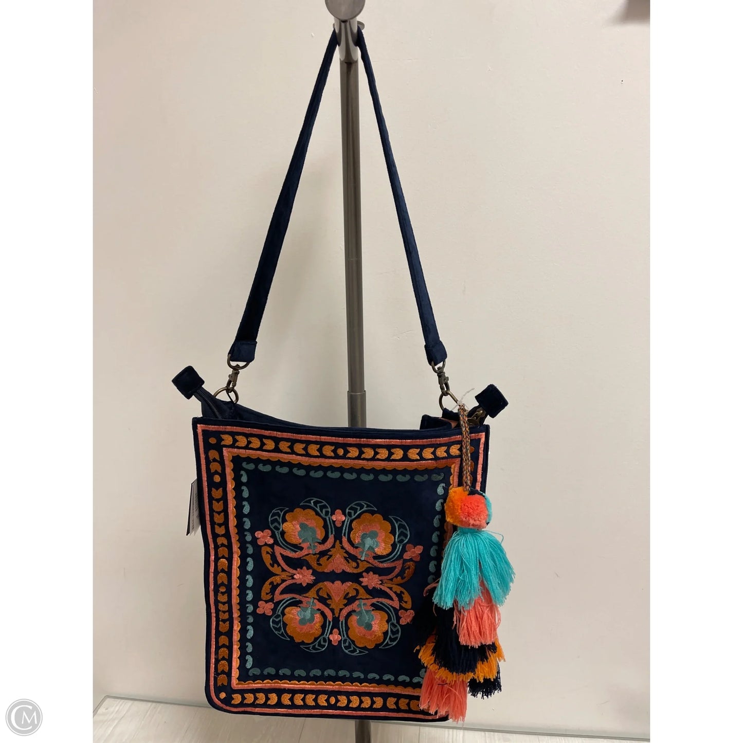 Handbag By Clothes Mentor, Size: Large