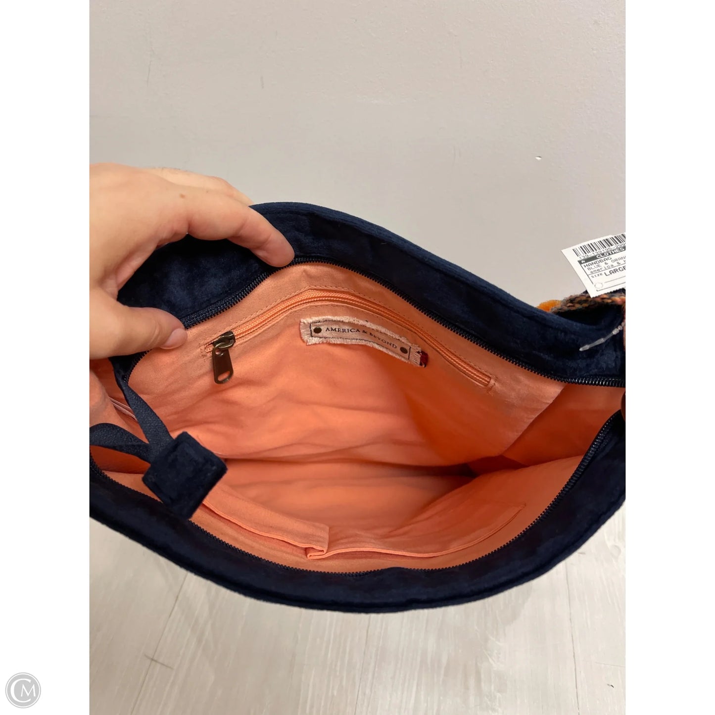 Handbag By Clothes Mentor, Size: Large