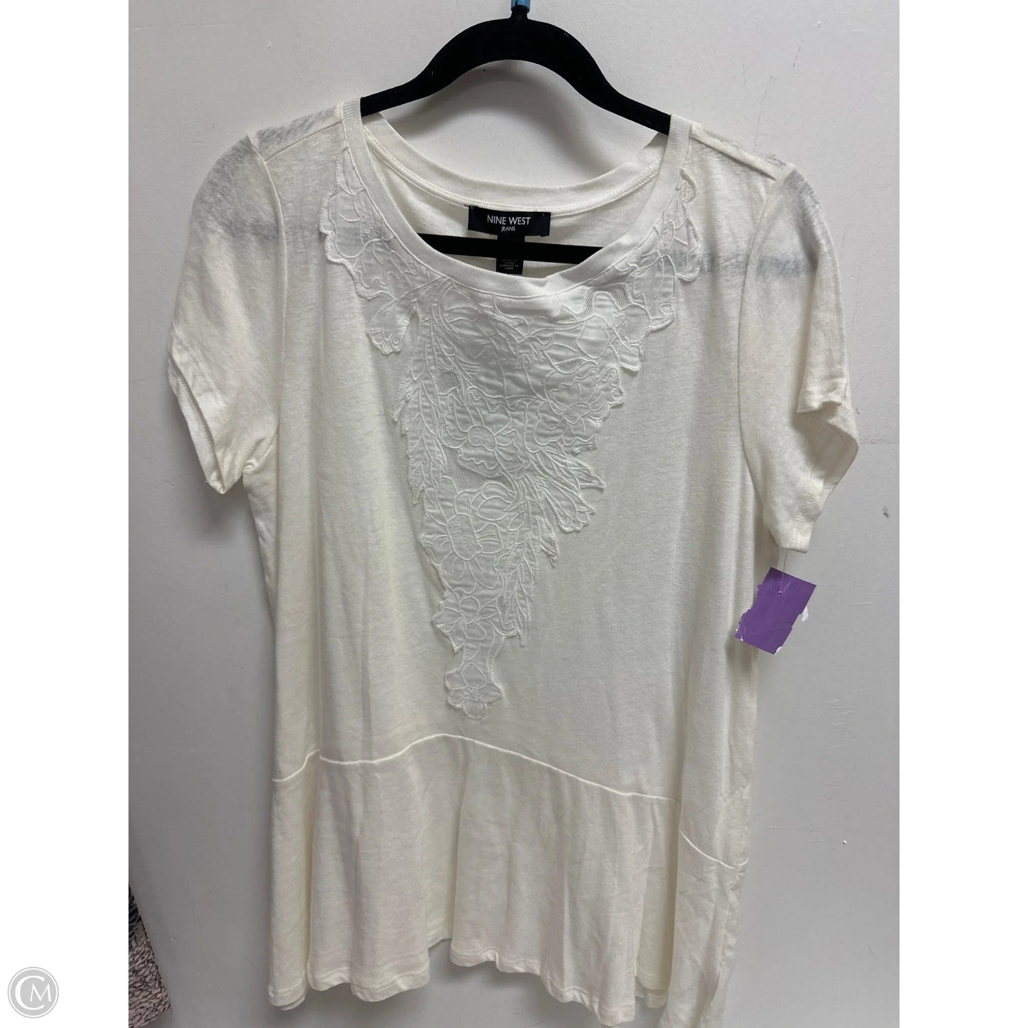 Top Short Sleeve By Nine West In White, Size: M