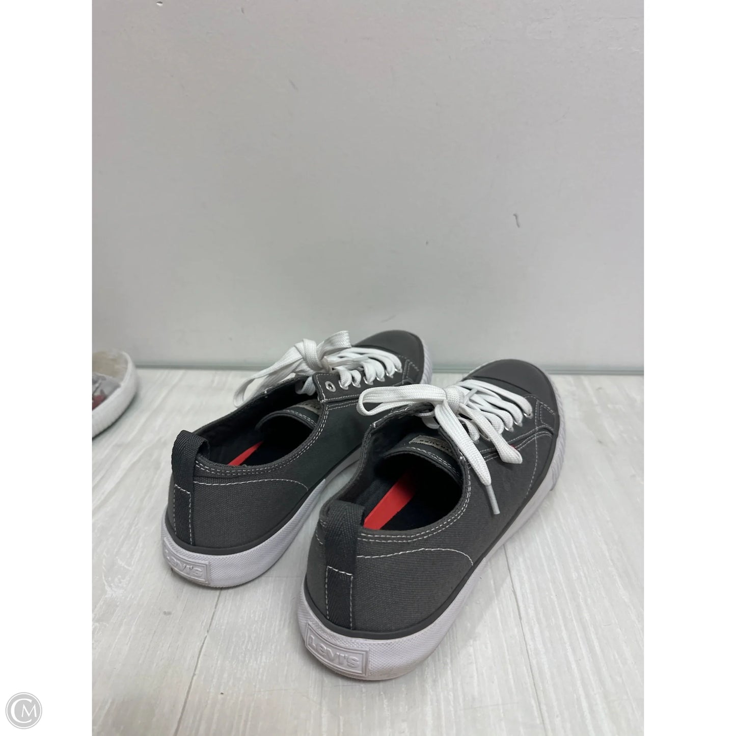 Shoes Athletic By Levis In Grey, Size: 8.5
