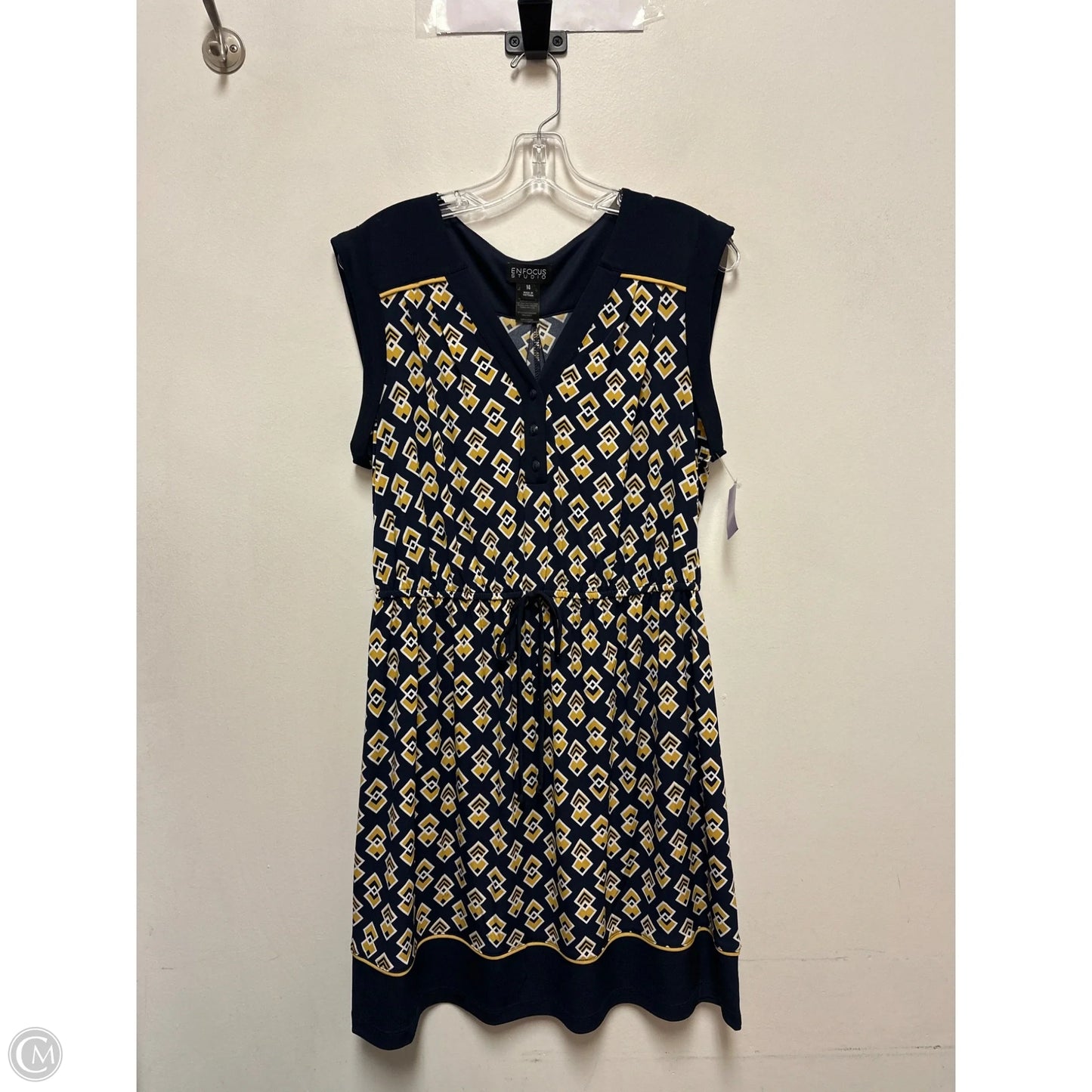 Dress Casual Short By Enfocus In Brown & Yellow, Size: L