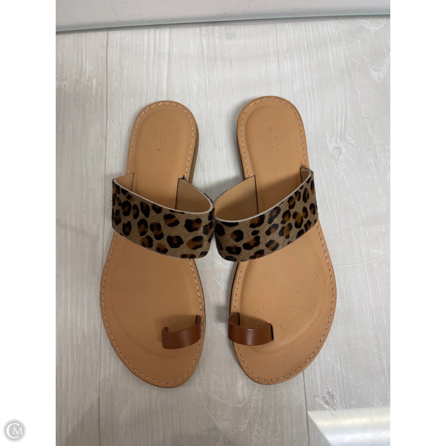 Sandals Flats By Clothes Mentor In Animal Print, Size: 7.5