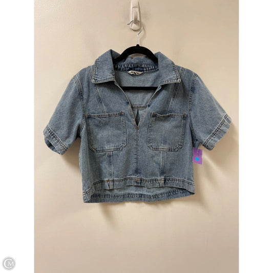 Top Short Sleeve By Vigoss In Blue Denim, Size: L