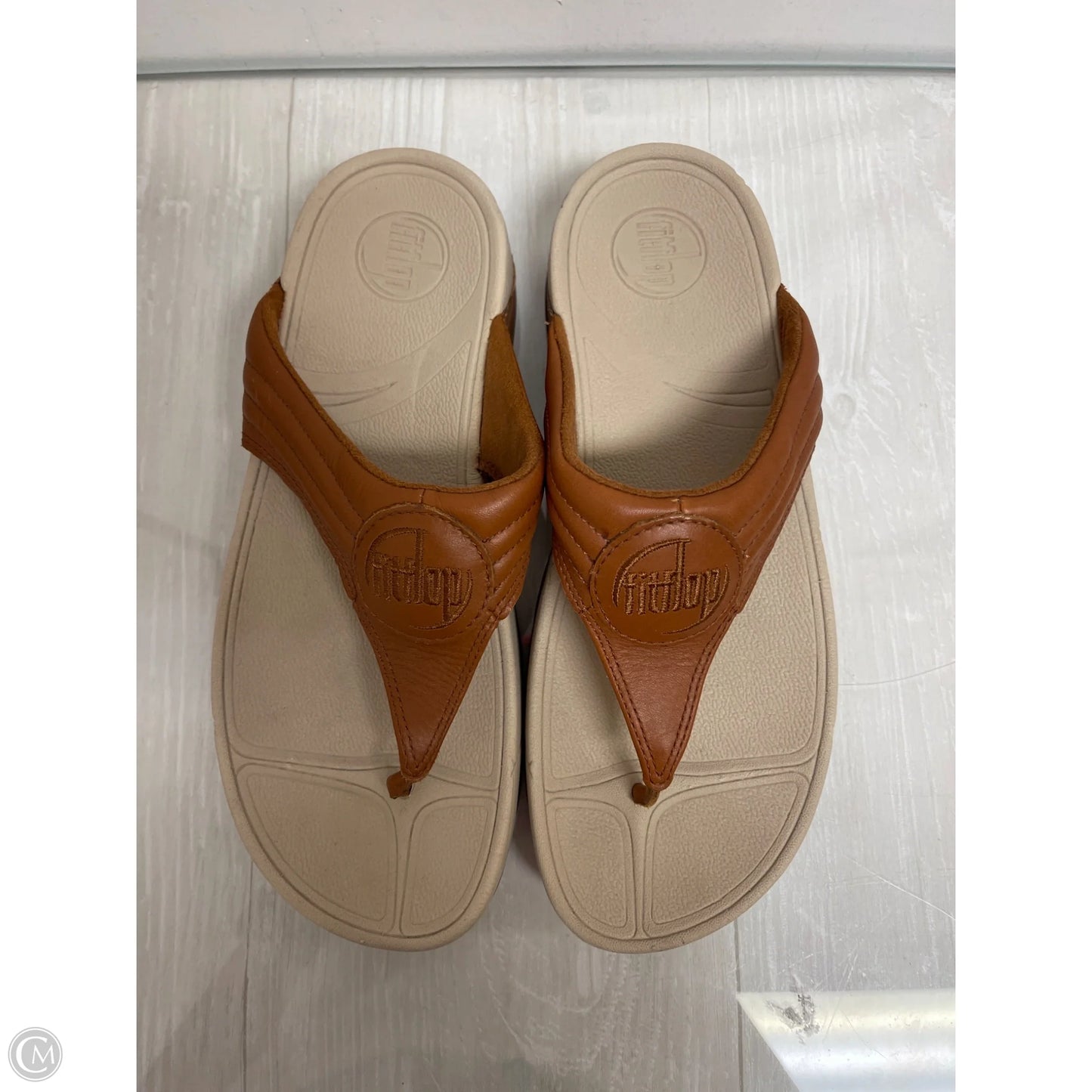 Sandals Flats By Fitflop In Tan, Size: 9