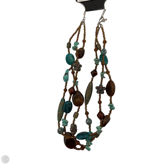 Necklace Layered By Clothes Mentor