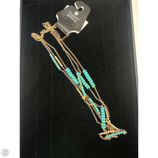 Necklace Layered By Clothes Mentor