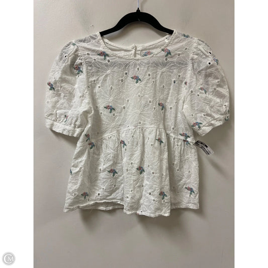 Top Short Sleeve By Clothes Mentor In White, Size: M