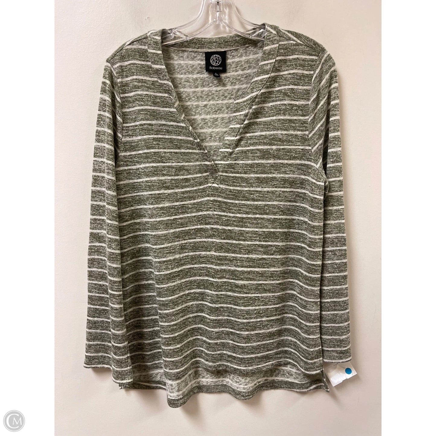 Top Long Sleeve By Bobeau In Green & White, Size: L