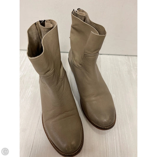 Boots Ankle Flats By Adam Tucker In Taupe, Size: 7